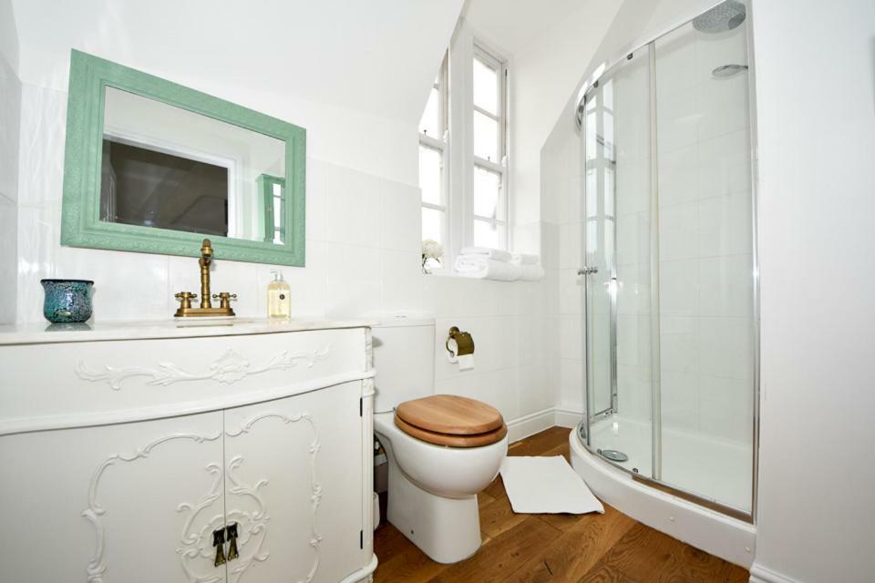 Warwick Post Office Apartment ภายนอก รูปภาพ